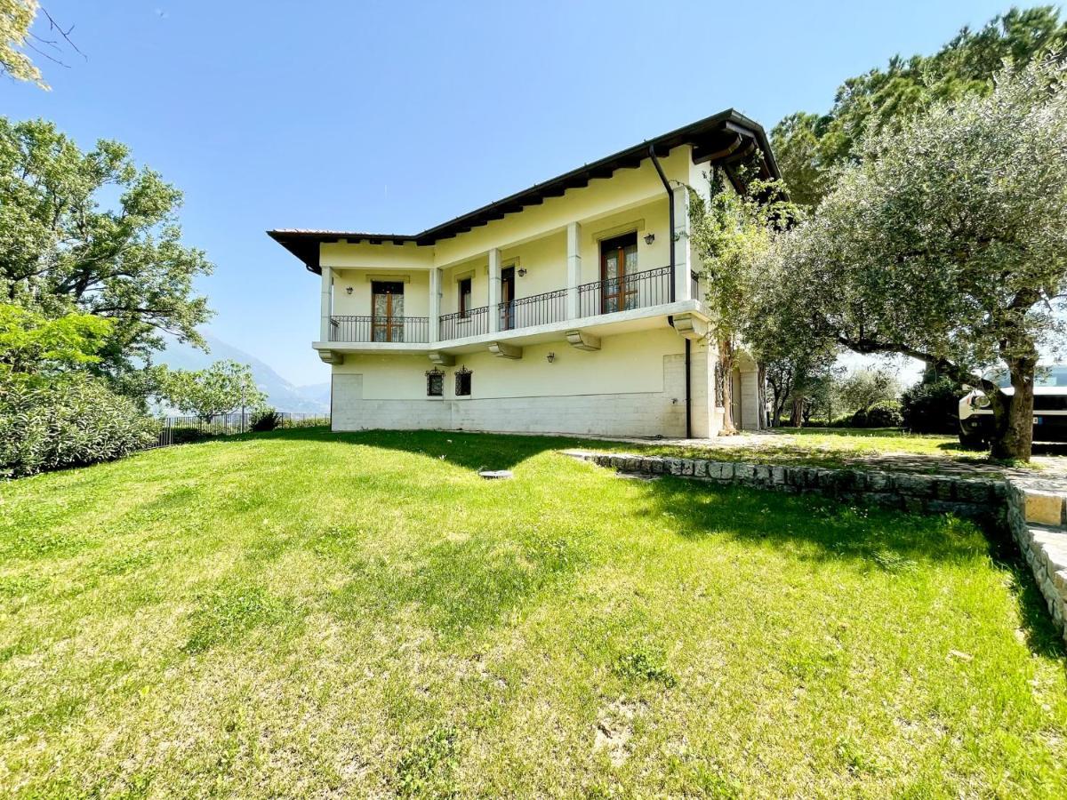 Villa Antonio San Felice del Benaco Esterno foto